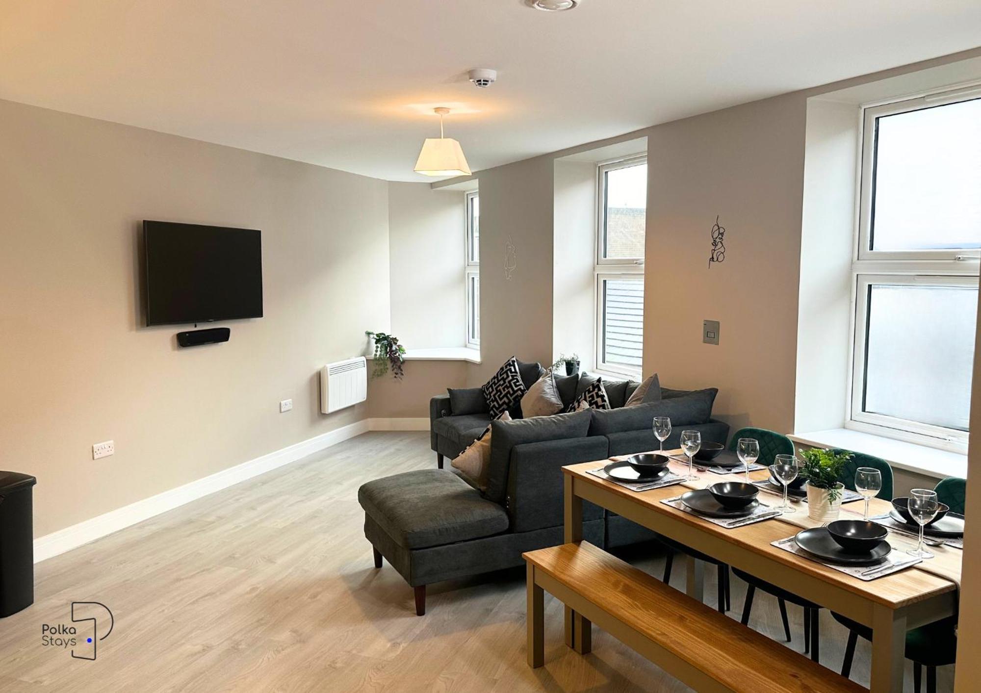 Hanley, Stoke - Modern Spacious Apartments By Polkastays Экстерьер фото