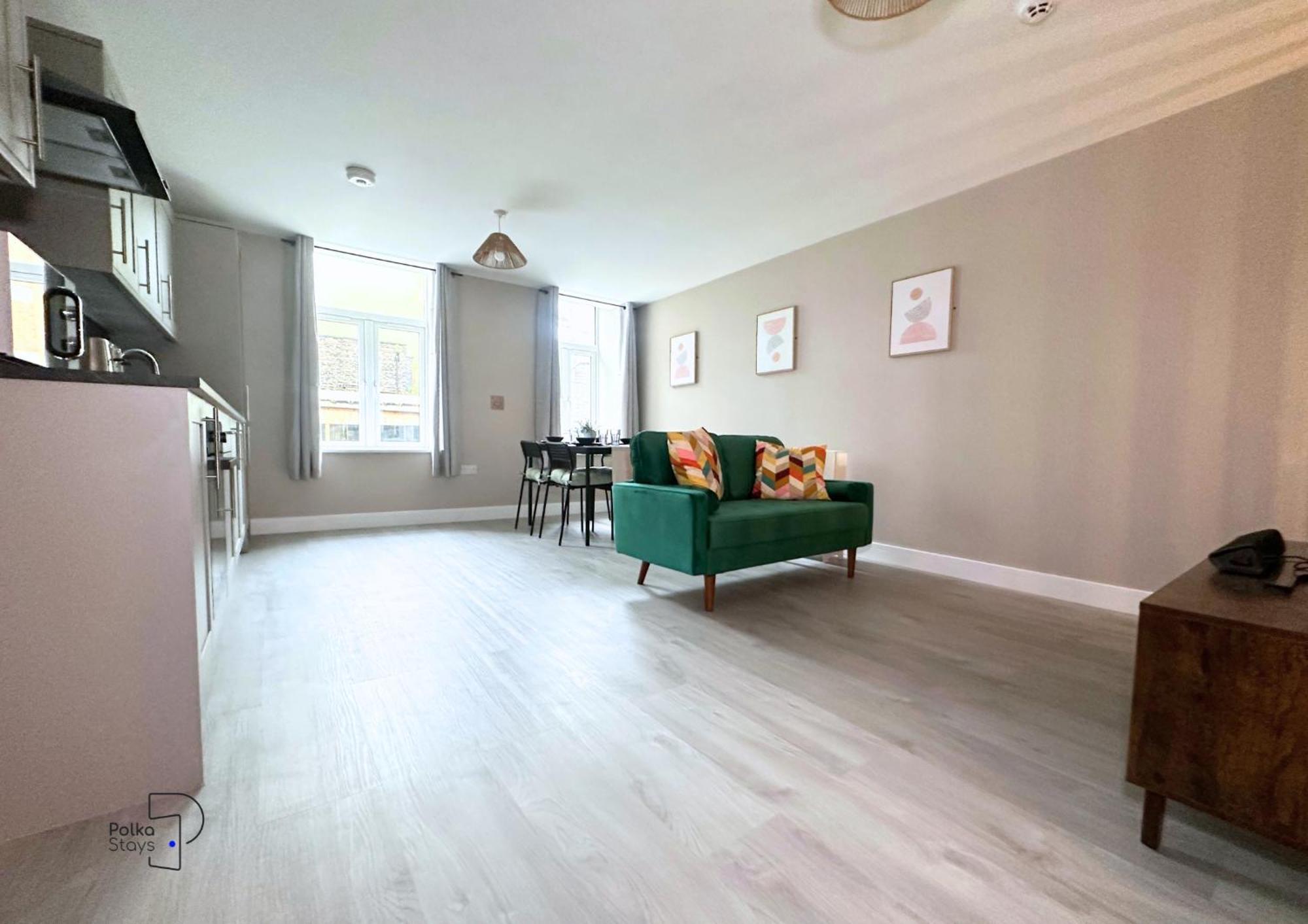 Hanley, Stoke - Modern Spacious Apartments By Polkastays Экстерьер фото